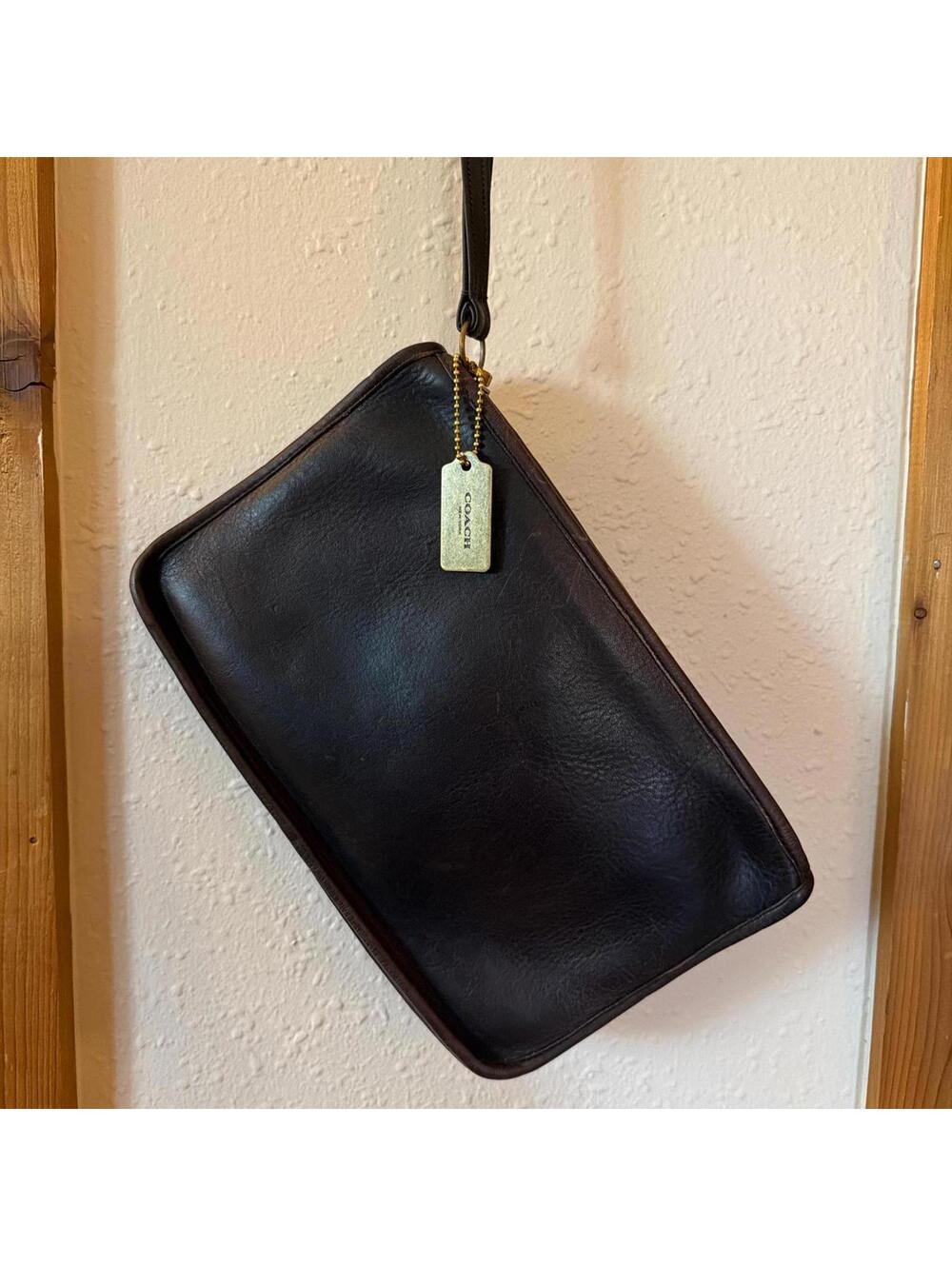 Coach vintage mahogany basic bag clutch wristlet